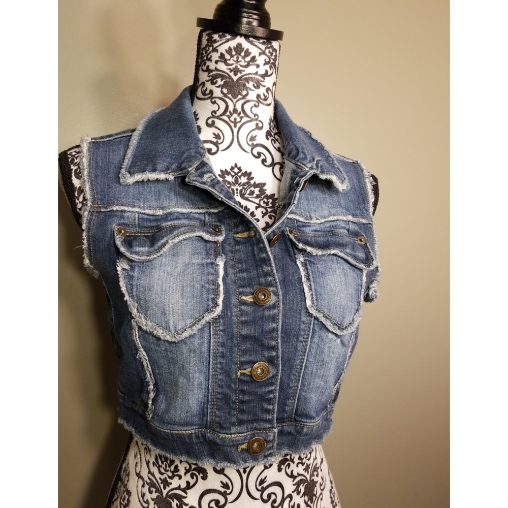Blue Asphalt Women's Cropped Denim Vest - Picture 2 of 3